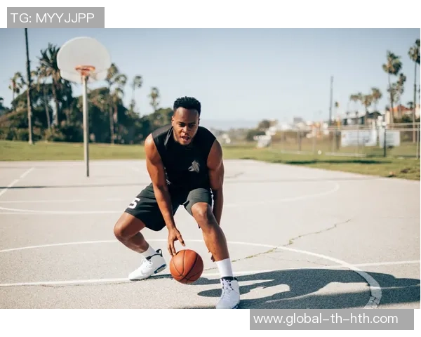 掌握篮球胯下运球技巧提升你的球场表现与控球能力 掌握篮球胯下运球技巧提升你的球场表现与控球能力